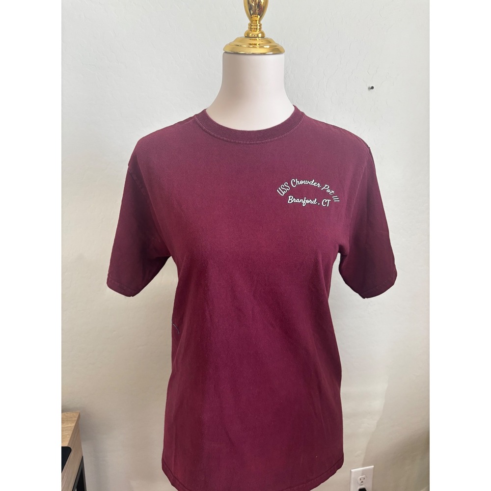 USS Chowder Pot III Branford CT Maroon Graphic T-Shirt Mens Small Seafood Promo